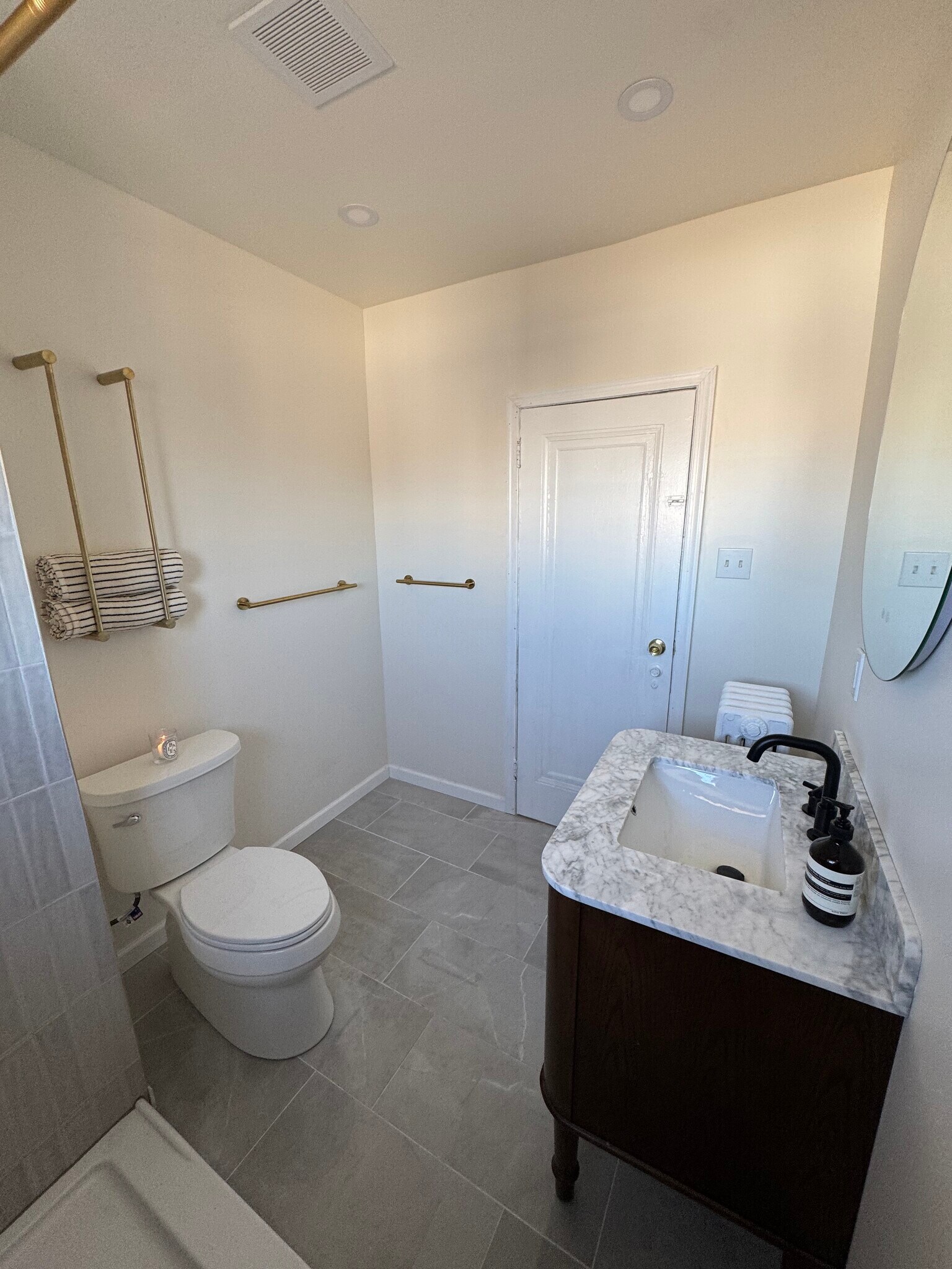 Building Photo - 7359 Ogontz Ave