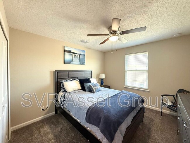 Building Photo - 1116 Persimmon Dr