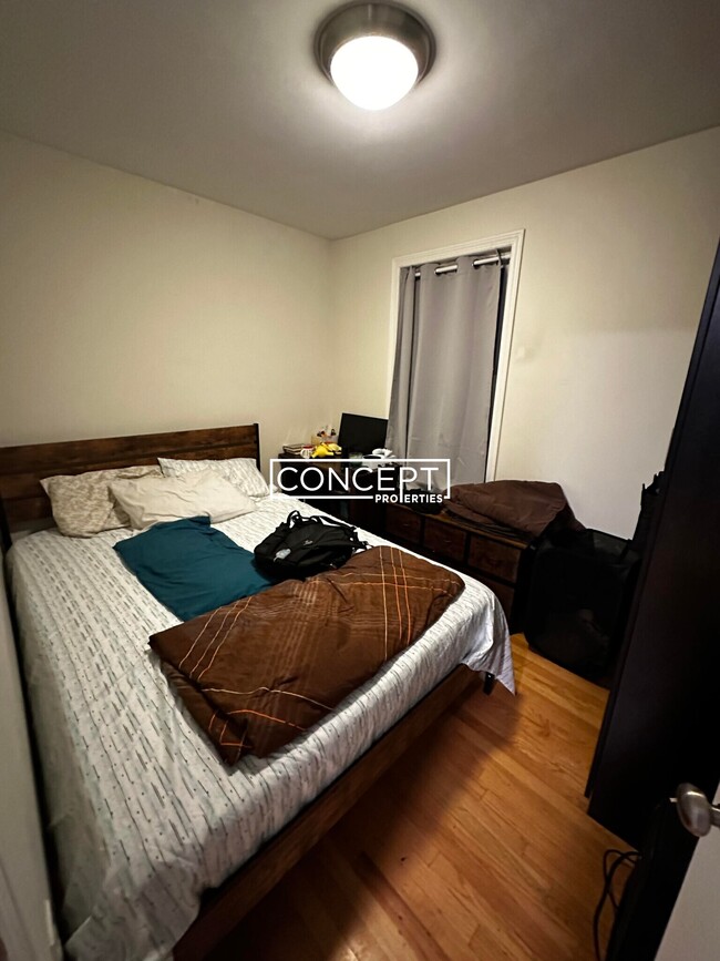 Building Photo - 14 Parker Hill Ave