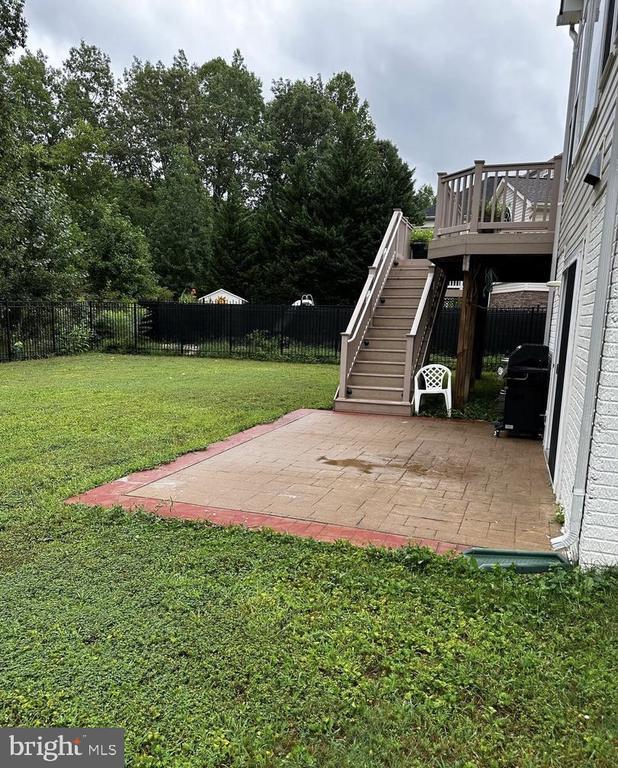 Building Photo - 6909 Yeoman Ct