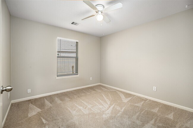 Building Photo - 2703 Domenico Ln