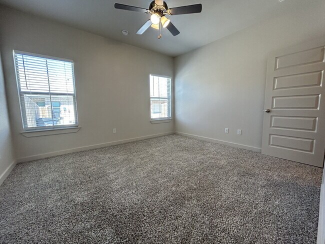 Building Photo - MOVE IN SPECIAL - Beautiful 3/2 Located Directly East Of Cooper East Elementary