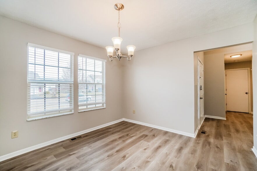 Building Photo - 691 Hunnicut Dr