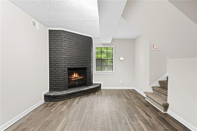 Building Photo - 1756 Harbin Rd SW