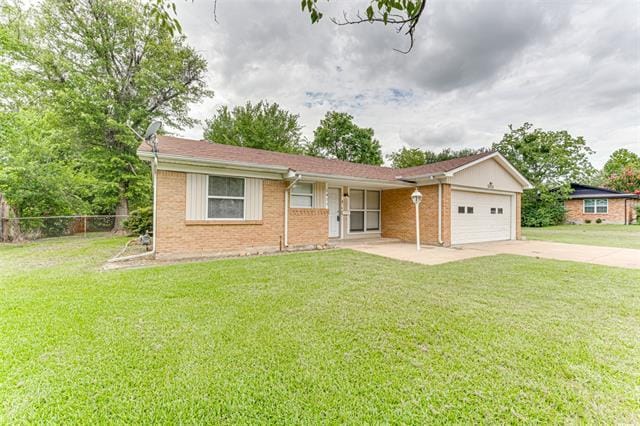 Building Photo - 1411 Skyline Dr