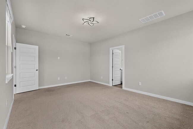 Building Photo - 116 Appleberry Ln