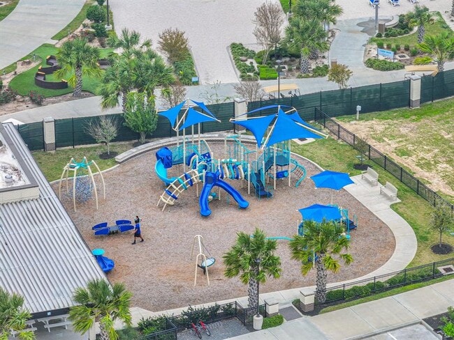 Building Photo - 13005 Oleander Bay Ln
