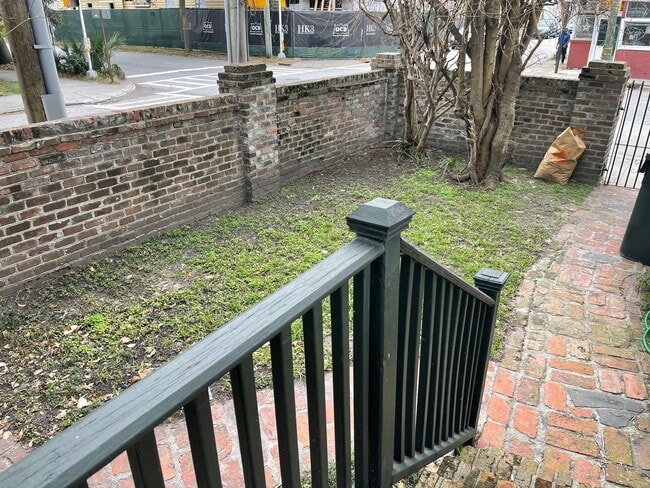 Building Photo - Nice 1 bedroom, 1 bath rental on Coming St...
