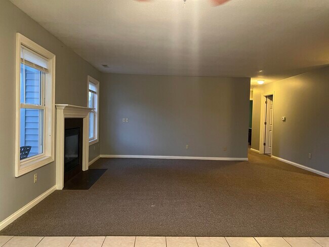 Building Photo - 3525 Shadow Creek Dr