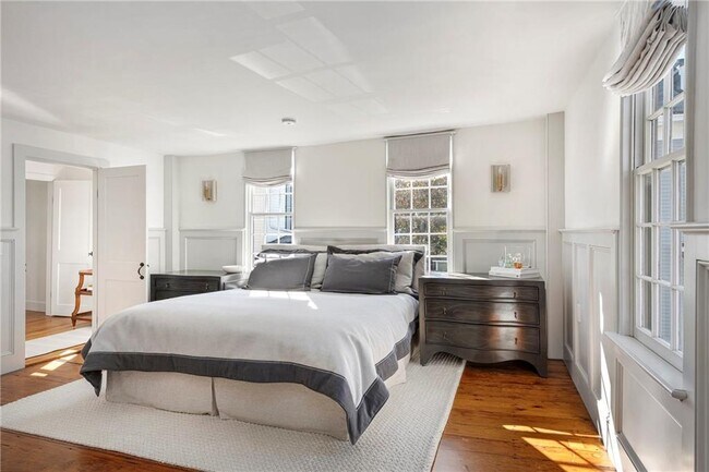 Building Photo - 108 Prospect Hill St