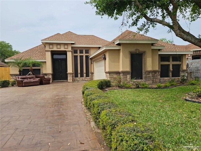 Building Photo - 20 20th St