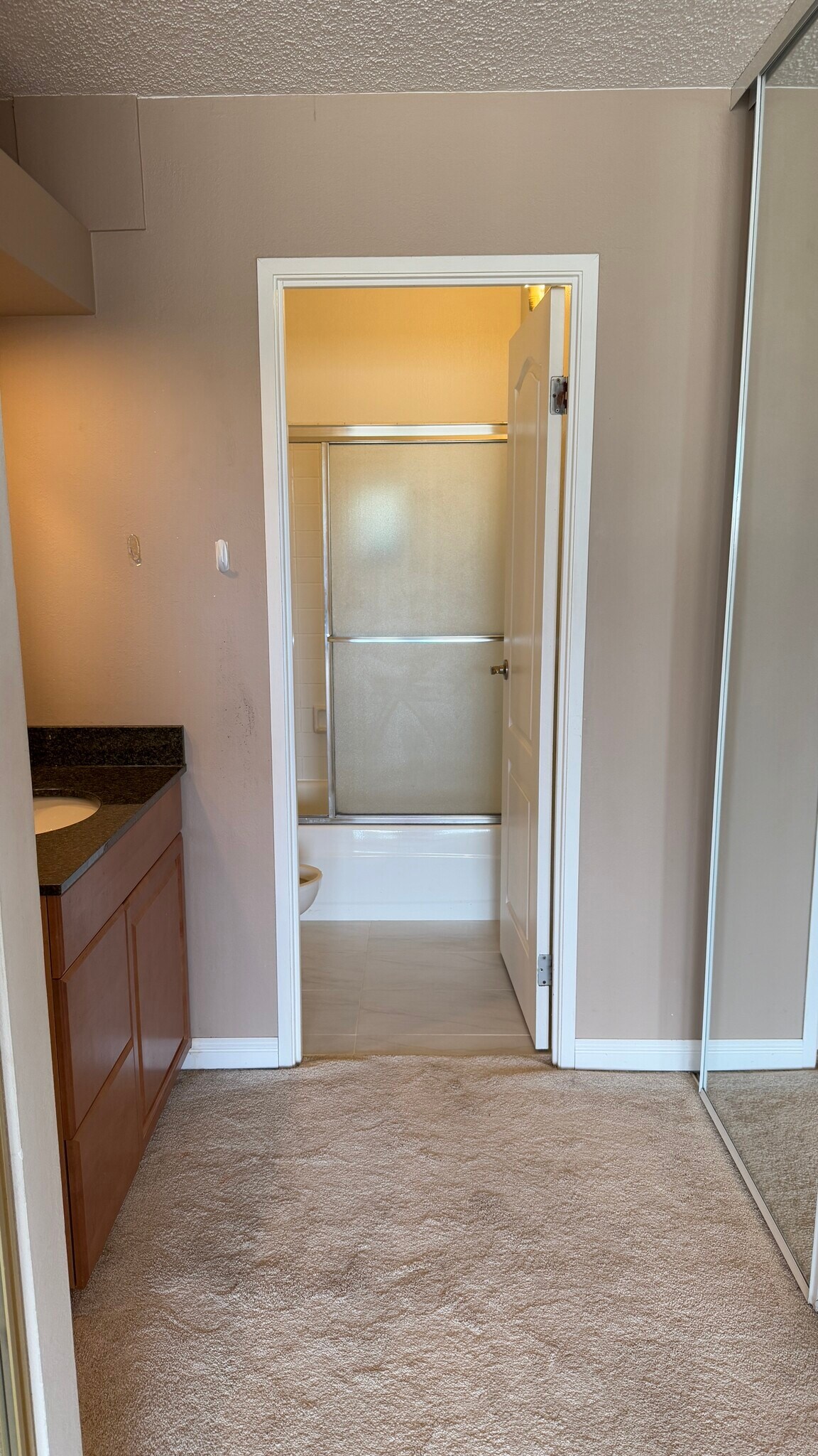 Building Photo - 555 Pierce St