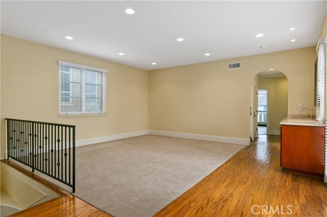 Building Photo - 633 21st St