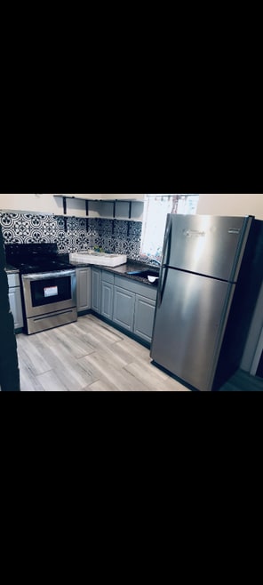 Building Photo - 1607 Abbotston St