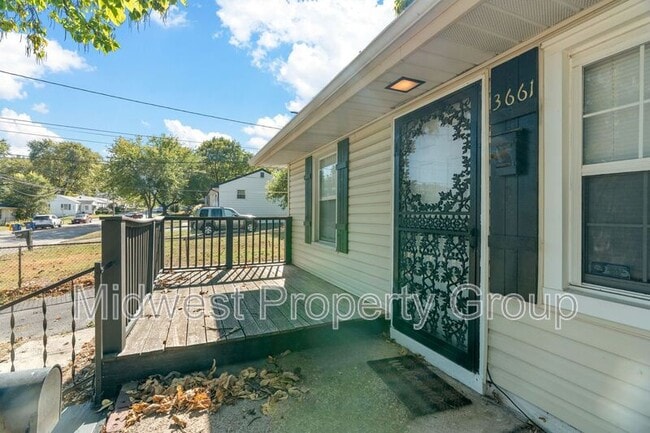 Building Photo - 3661 High Dr