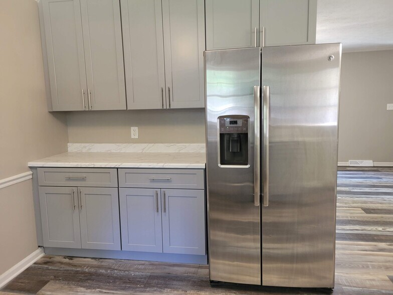 Refrigerator - 18 Brown Dr SW