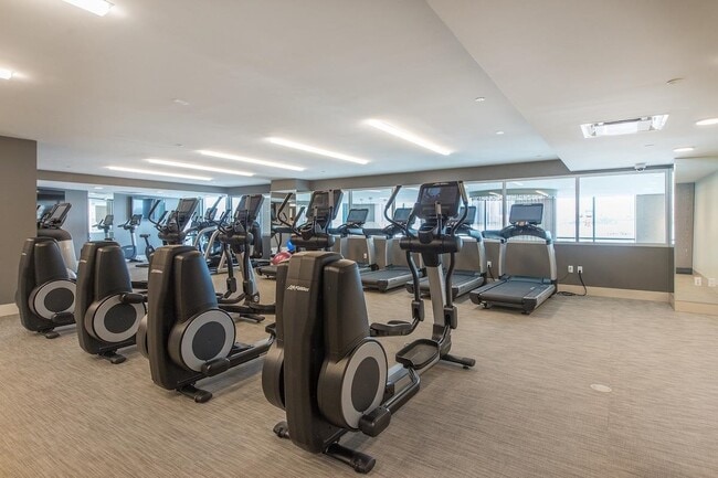 Building Photo - 9 Ave at Port Imperial