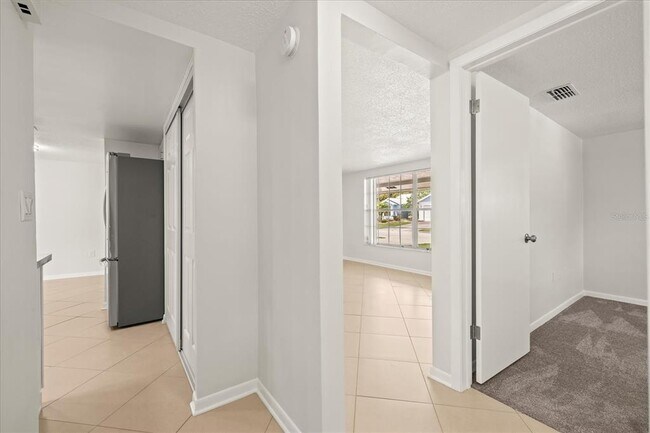Building Photo - 7751 Cherrytree Ln