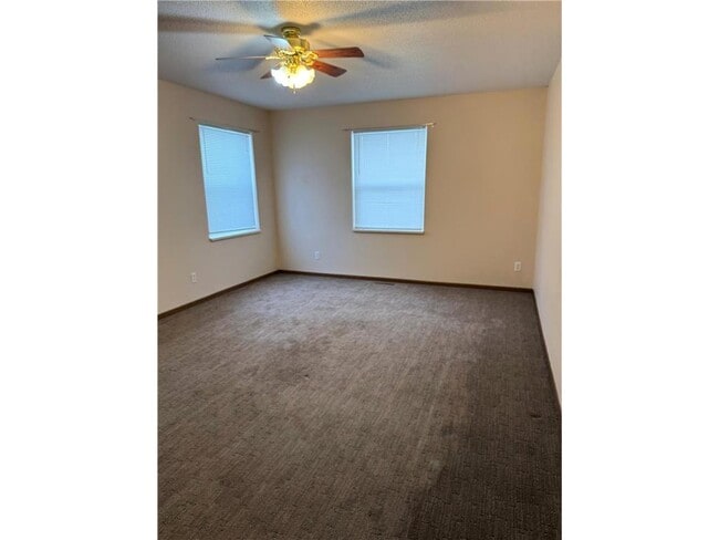 Building Photo - 1706 Lincoln Ave