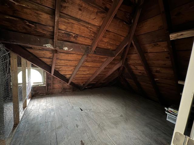 Building Photo - 275 Kilcourse St