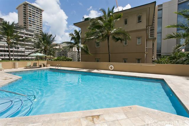 Building Photo - 2121 Ala Wai Blvd