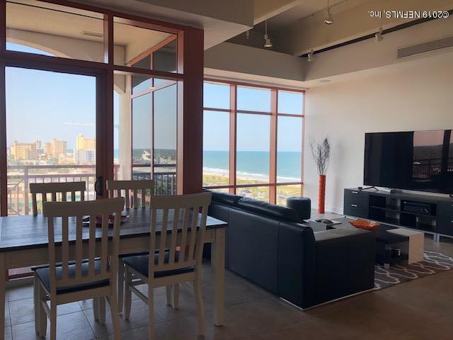 Building Photo - 320 1st St N