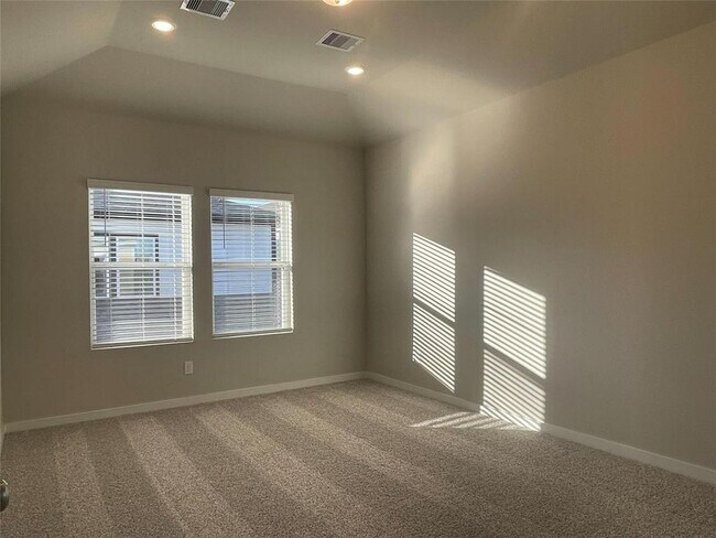 Building Photo - 627 Salt Marsh Trl