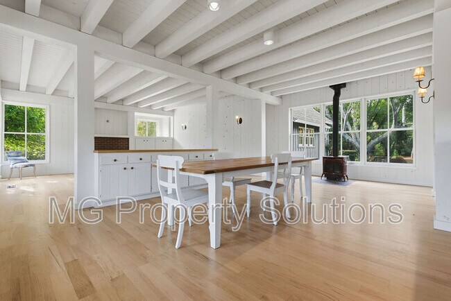 Building Photo - 5151 Nicasio Valley Rd