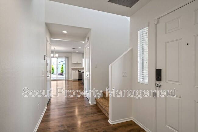 Building Photo - 29308 Abelia Ln