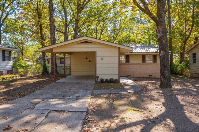 Building Photo - 3 Bedroom Updated Home in Little Rock