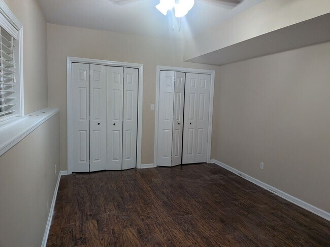 Building Photo - 4108 Cedar Crest Ln