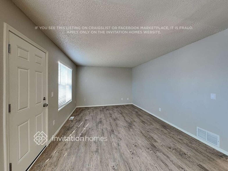 Building Photo - 920 Ancestra Dr