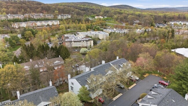 Building Photo - 30 Birch Terrace