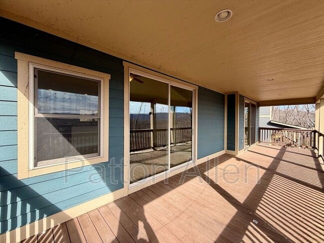 Building Photo - 12 Conscious Way