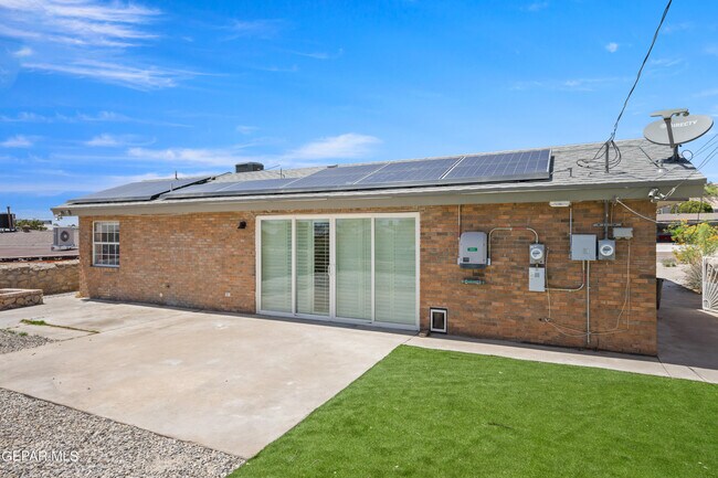 Building Photo - 4317 Larchmont Dr
