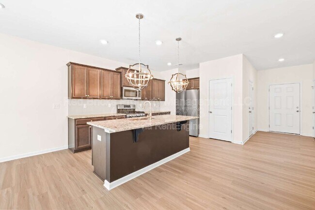 Building Photo - 229 Quinn Rd