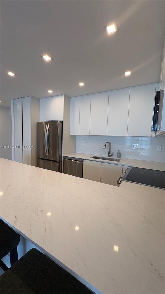 Building Photo - 19390 Collins Ave