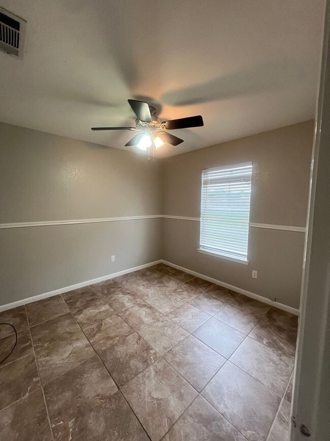 Building Photo - Lorena ISD