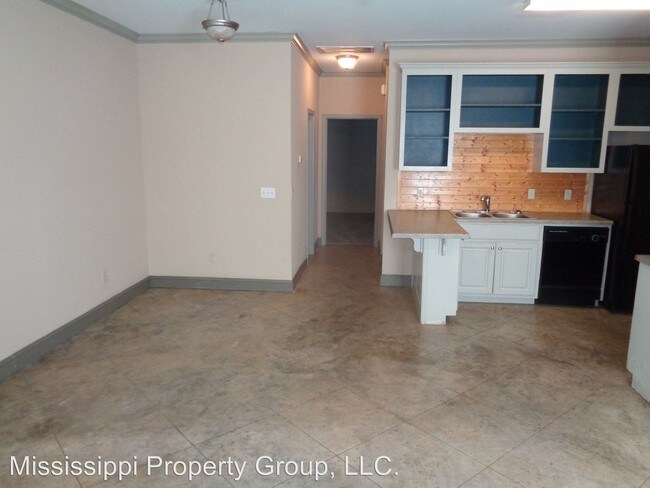 Building Photo - 3 br, 3 bath House - 111 Mondrian Place