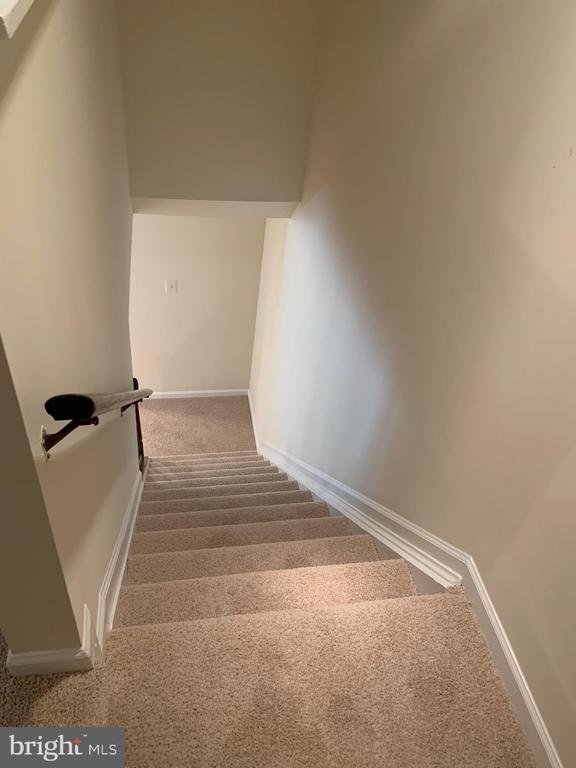 Building Photo - 8200 Aspen Glen Ct