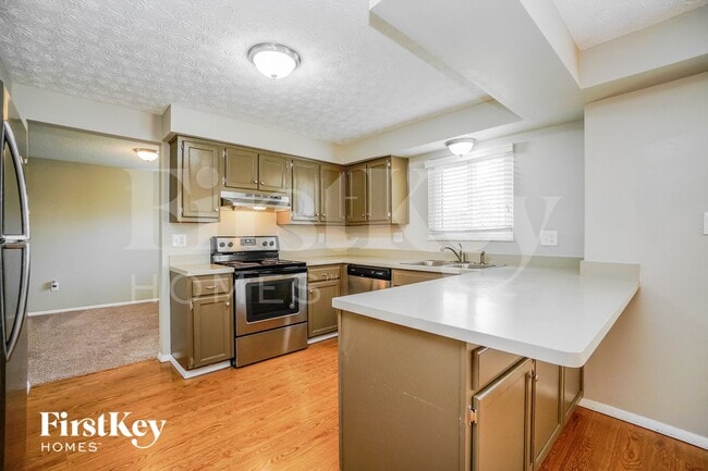 Building Photo - 12111 Peppermill Ln