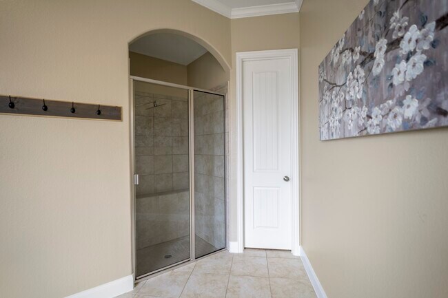 Building Photo - 22310 Taren Ct