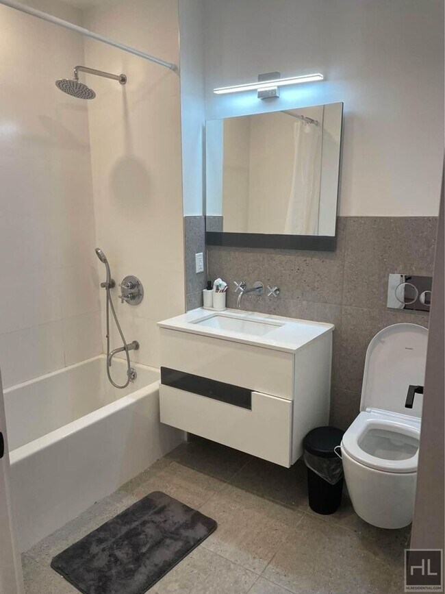 Building Photo - DECATUR STREET