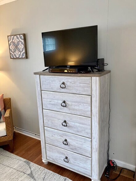 Building Photo - 3441 Brevard Rd