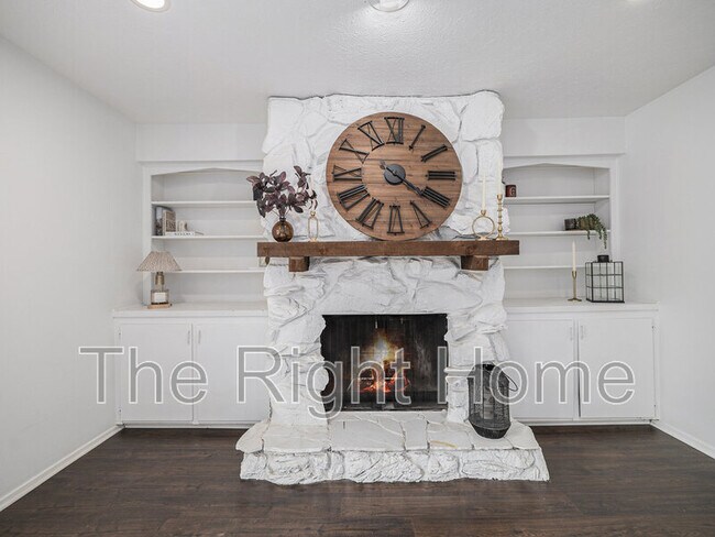Building Photo - 11736 Quail Dr