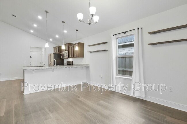 Building Photo - 2419 Privet Berry Dr