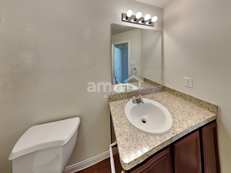 Building Photo - 5907 Stockholm Ct