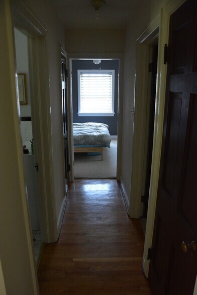 Building Photo - 442 Ridge Ave