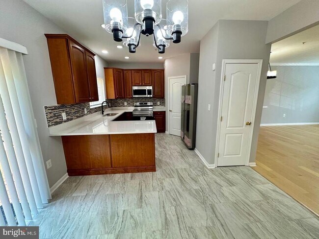 Building Photo - 15503 Kennett Square Way