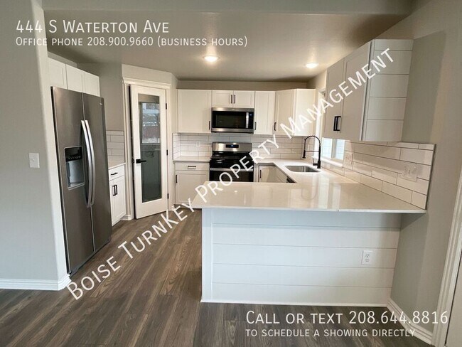 Building Photo - 444 S Waterton Ave